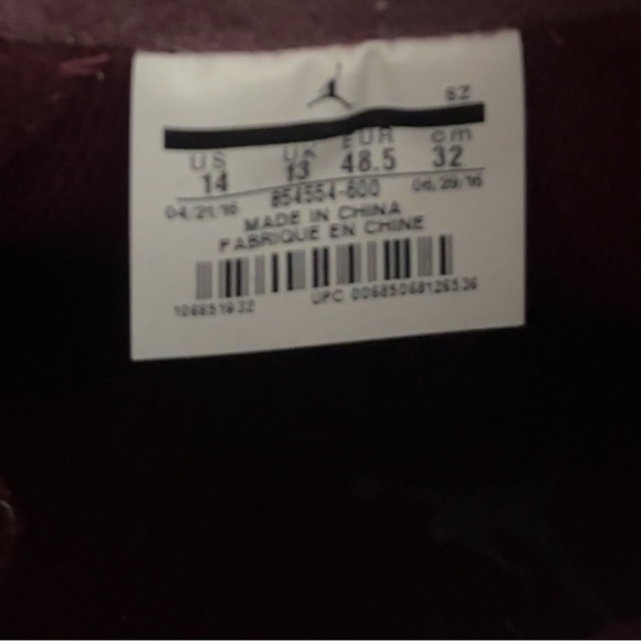 Air Jordan “Future Boot” in the Night Maroon / Black / Infrared 854554-600 - Picture 6 of 7